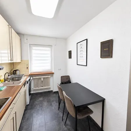 60 Qm 6 Einzelbetten Stellplatz