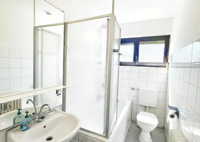 60 Qm 7 Einzelbetten Stellplatz *